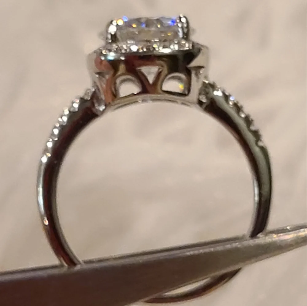 Moissanite 2 Carat Round cut Solitare Halo  Ring